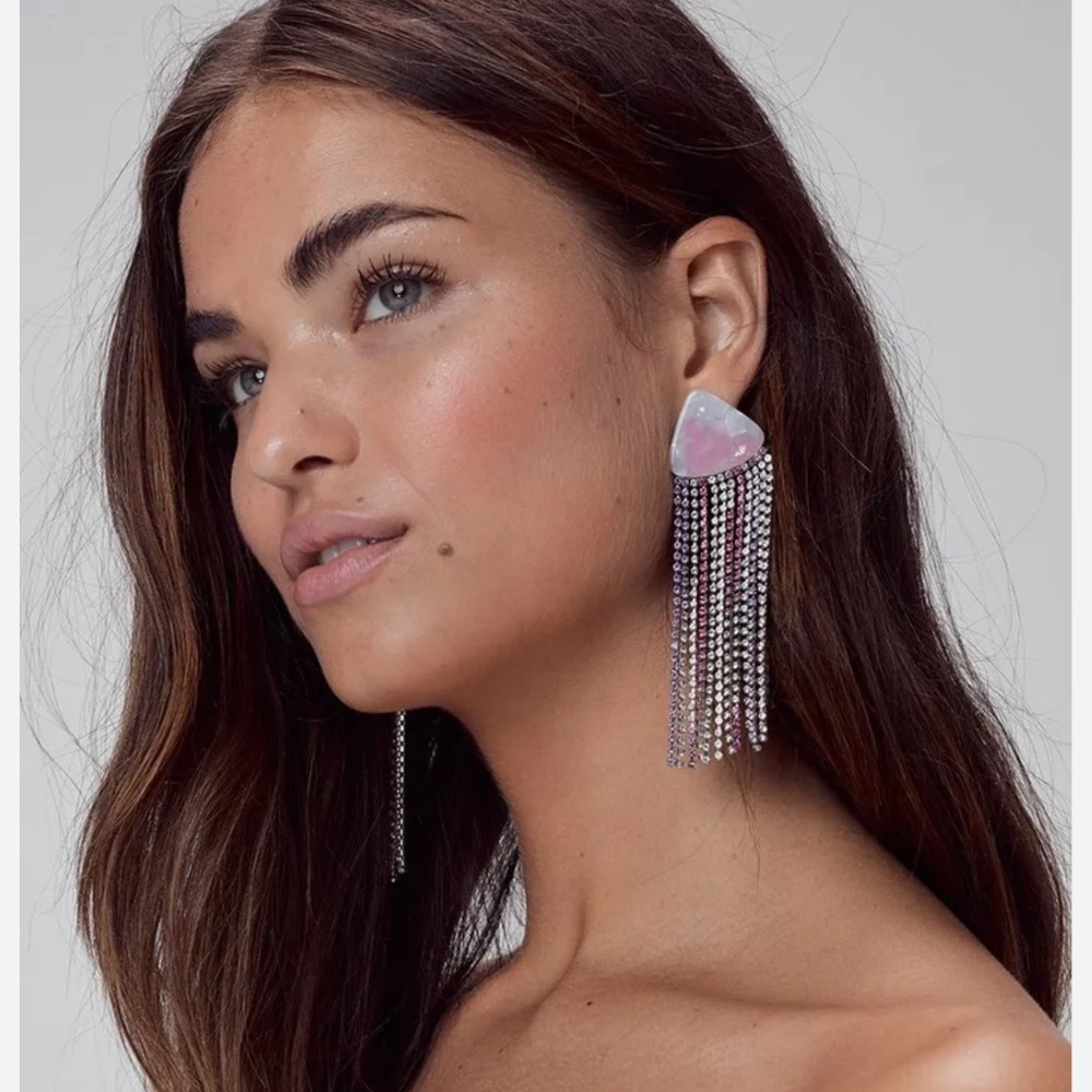 NWOT FOR LOVE AND LEMONS AZALEA CRYSTAL EARRINGS PIERCED PINKY